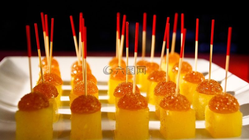 进口饼干超市礼盒装，价格背后的考量因素**